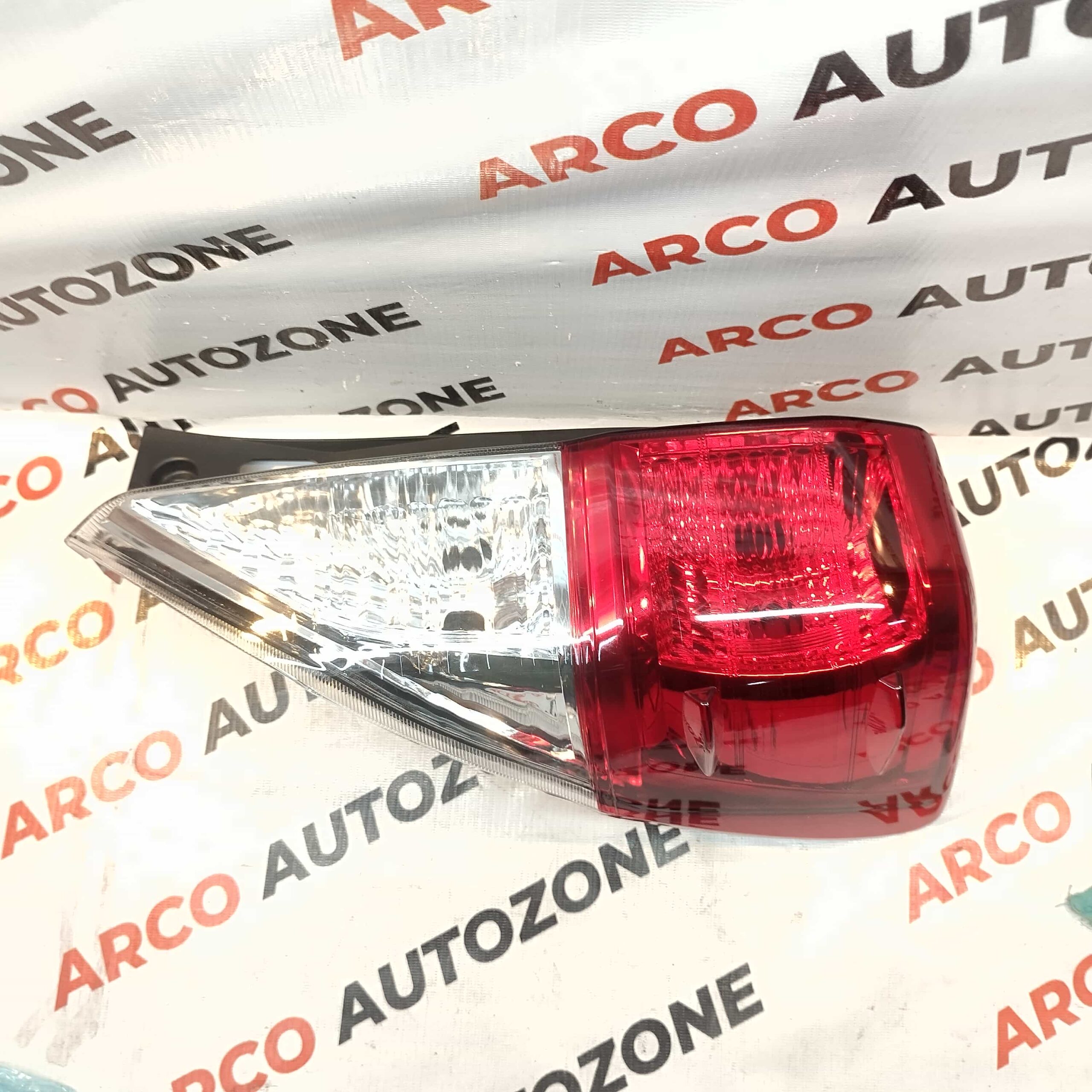 TAIL LIGHT CRYSTA LH AUTO AG0404