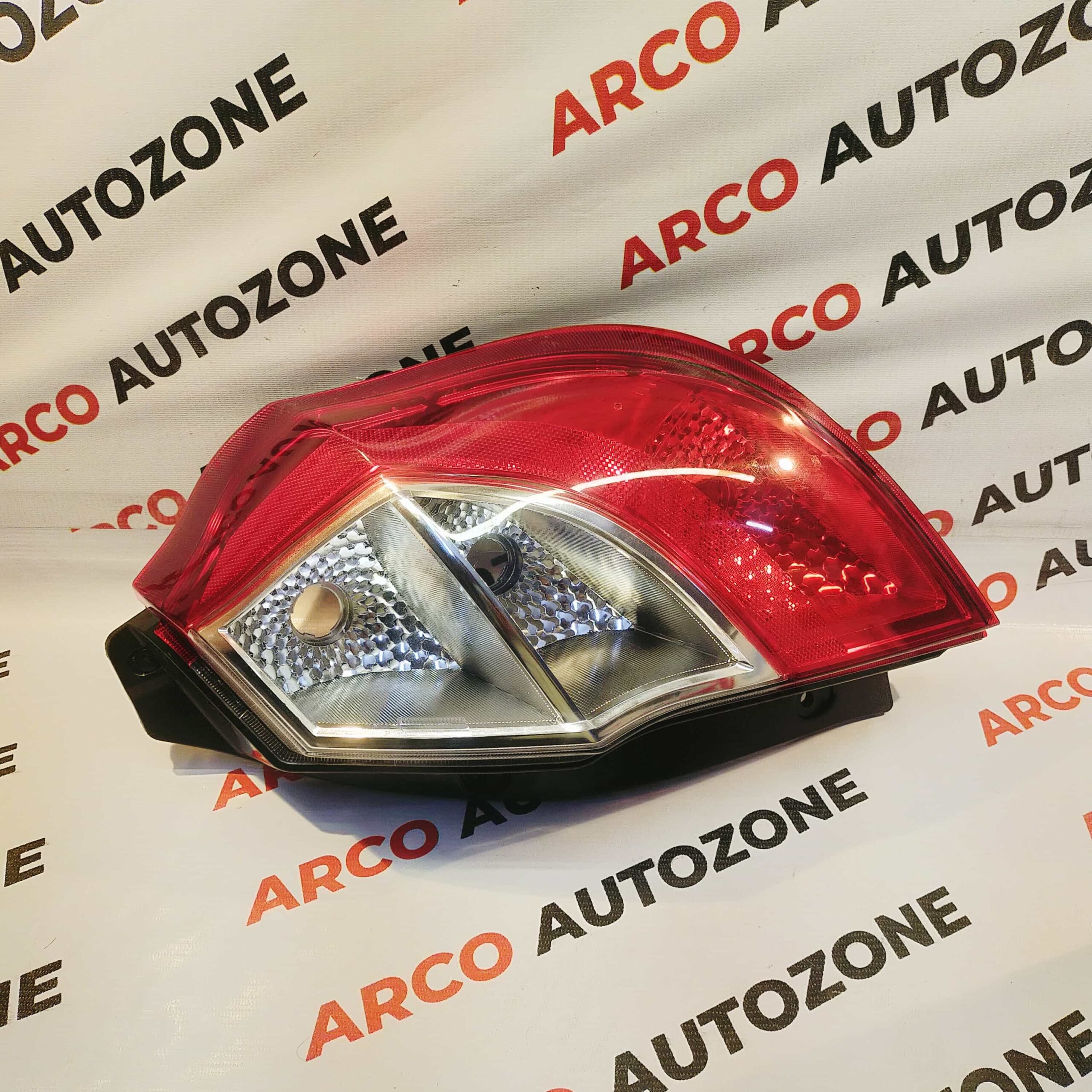 TAIL LIGHT ALTO K10 T2 RH MINDA TL6627MB