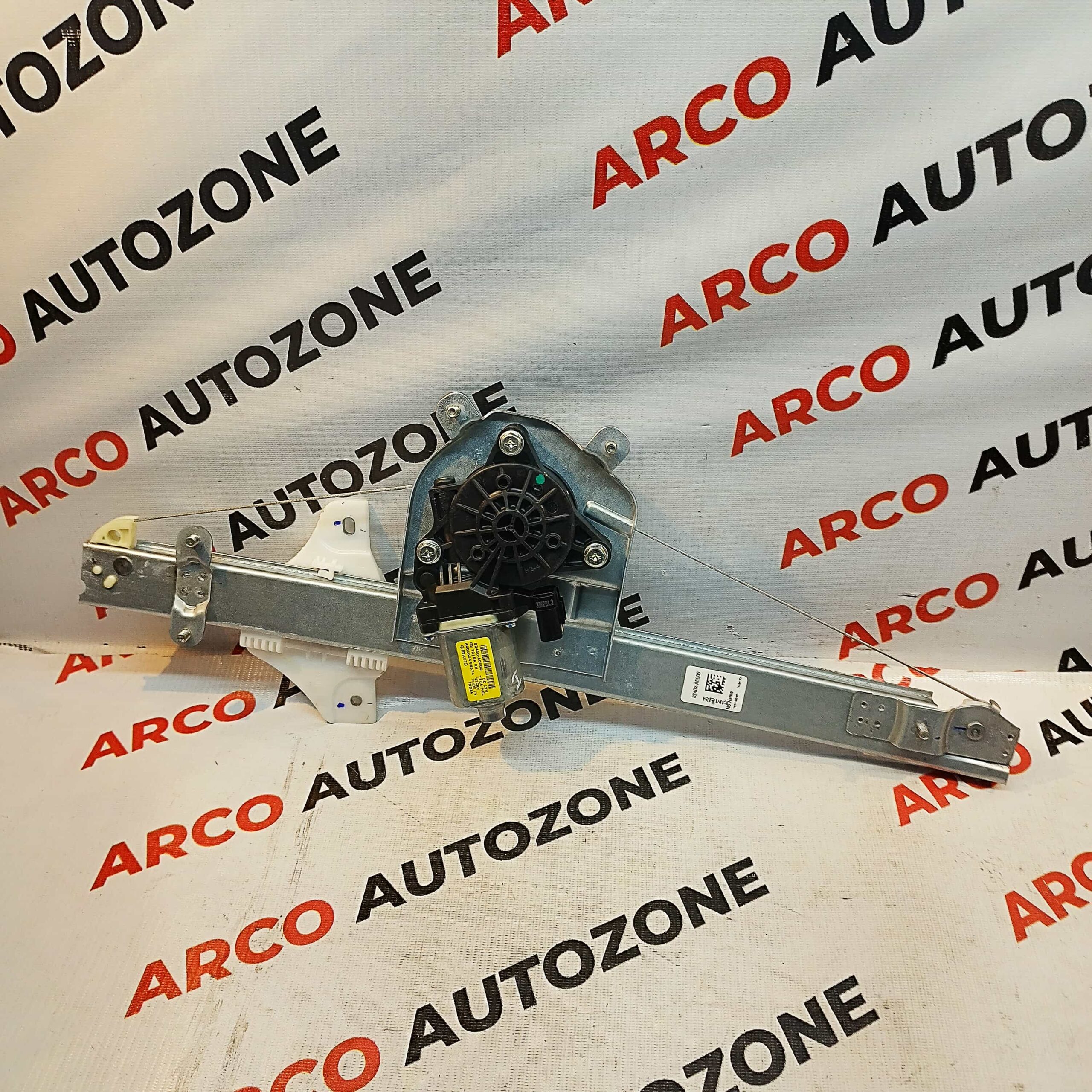 GLASS MACHINE CRETA FR RH WT MOT HYU 82402A0000