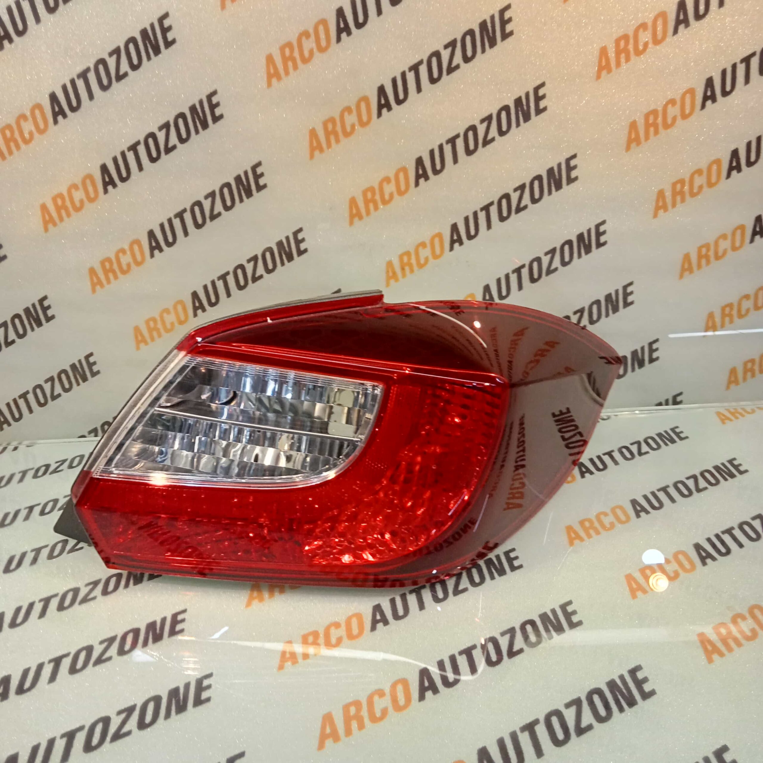 TAIL LIGHT TIAGO RH MINDA TL6639MB