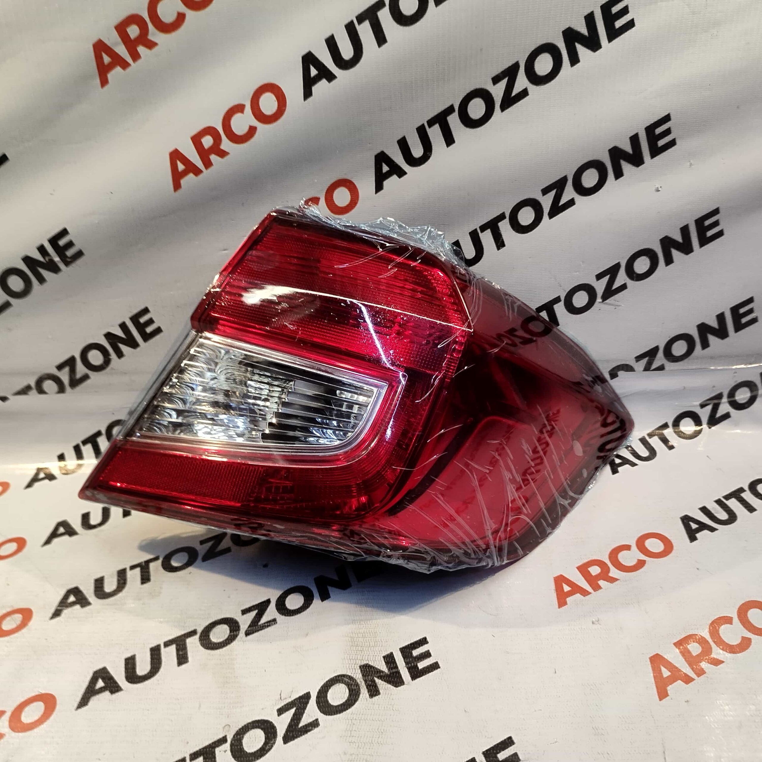 TAIL LIGHT AMAZE 18 RH AUTO AG0521R