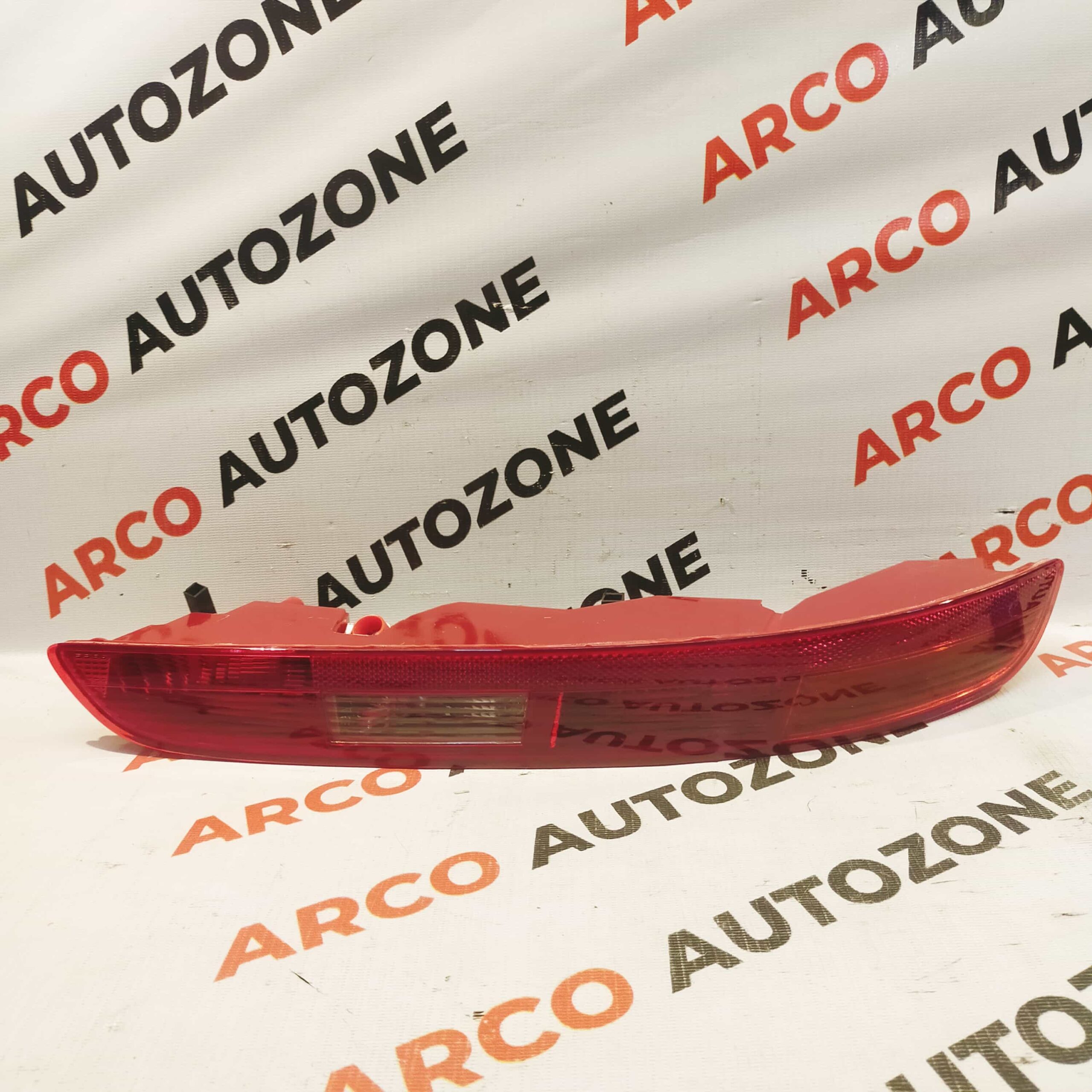 RR BUMP REFLECTOR Q3 LH 8U0945095