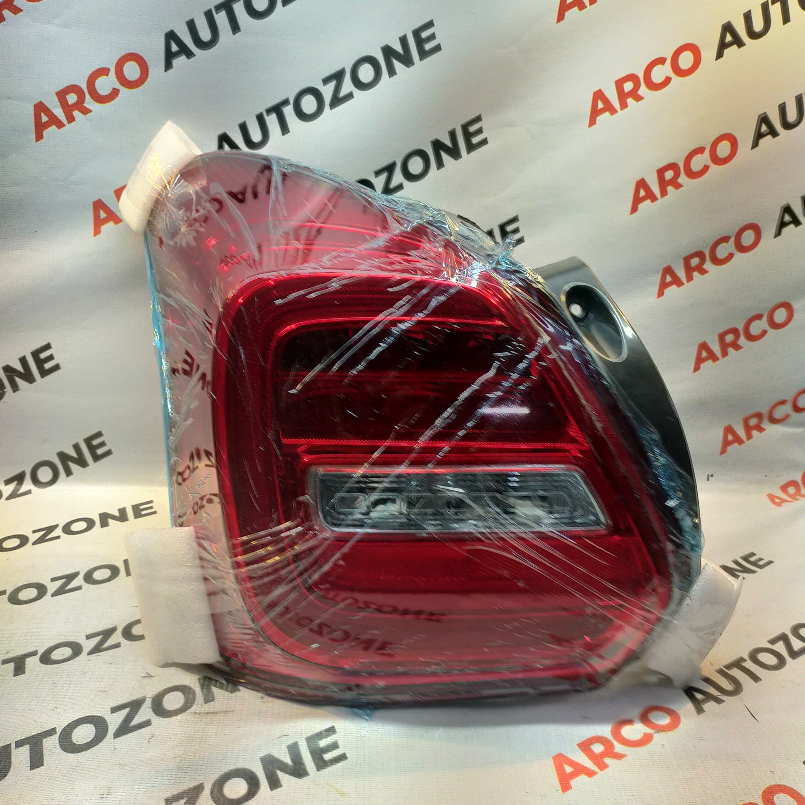 TAIL LIGHT SWIFT 18 LED LH AUTOGOLD AG0216LH
