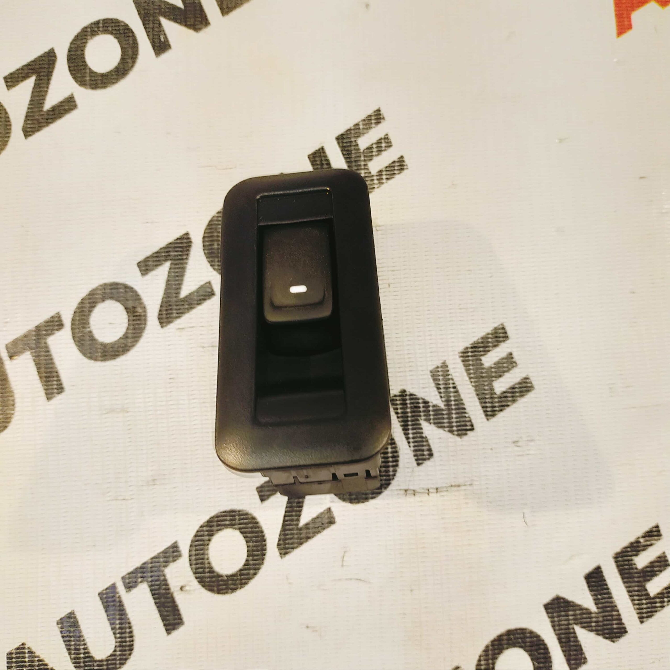 PW SWITCH SINGLE XUV500 FR LH BROWN MINDA S22096