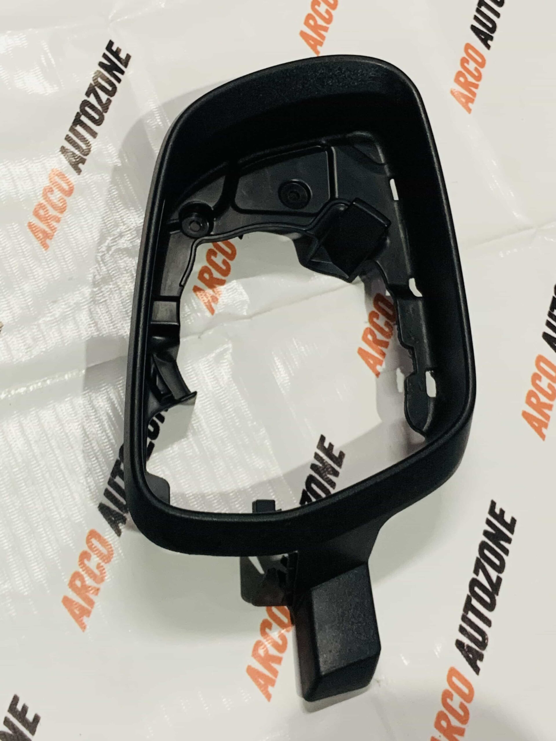 SIDE GLASS RING VENUE RH