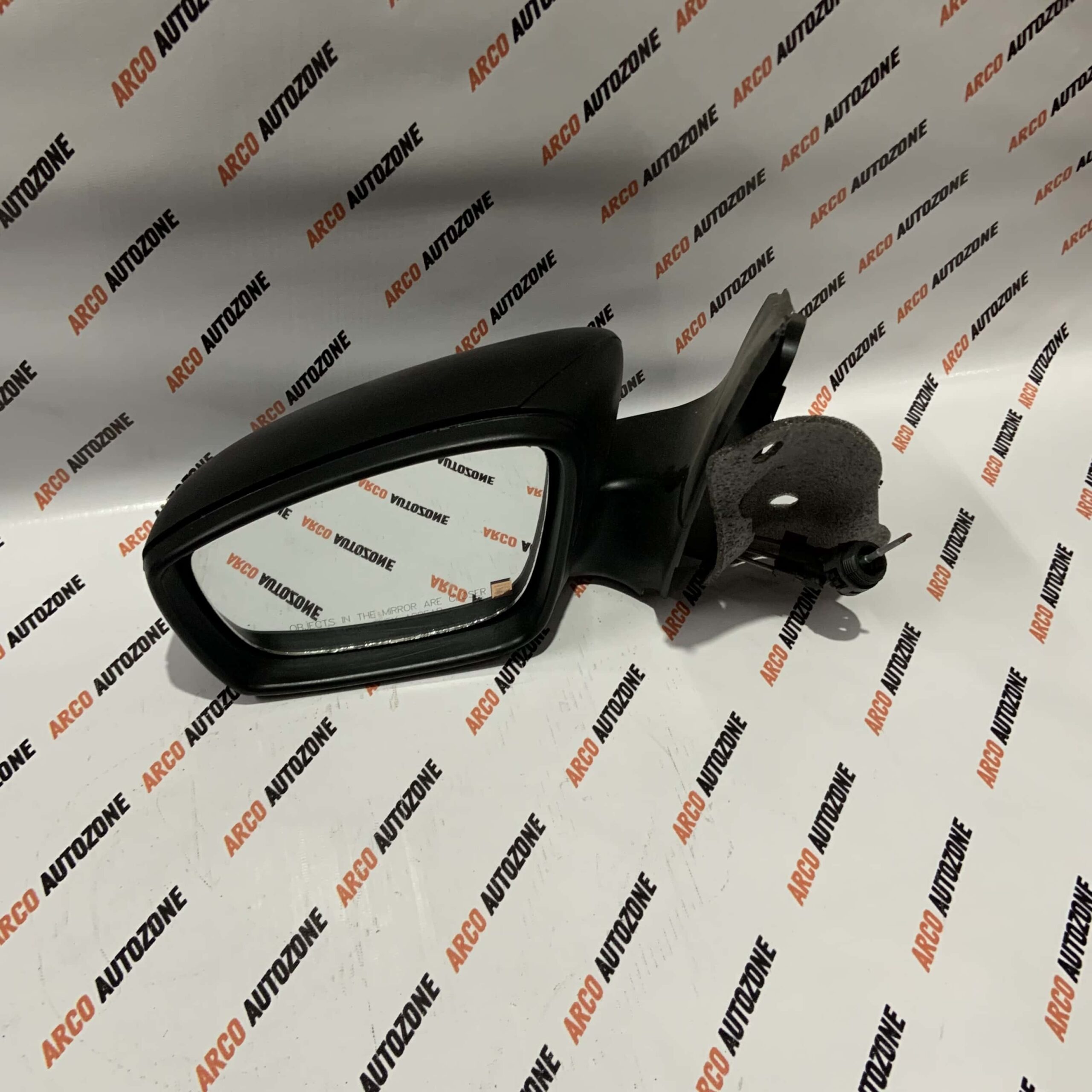 SIDE GLASS POLO MNL LH KOITO