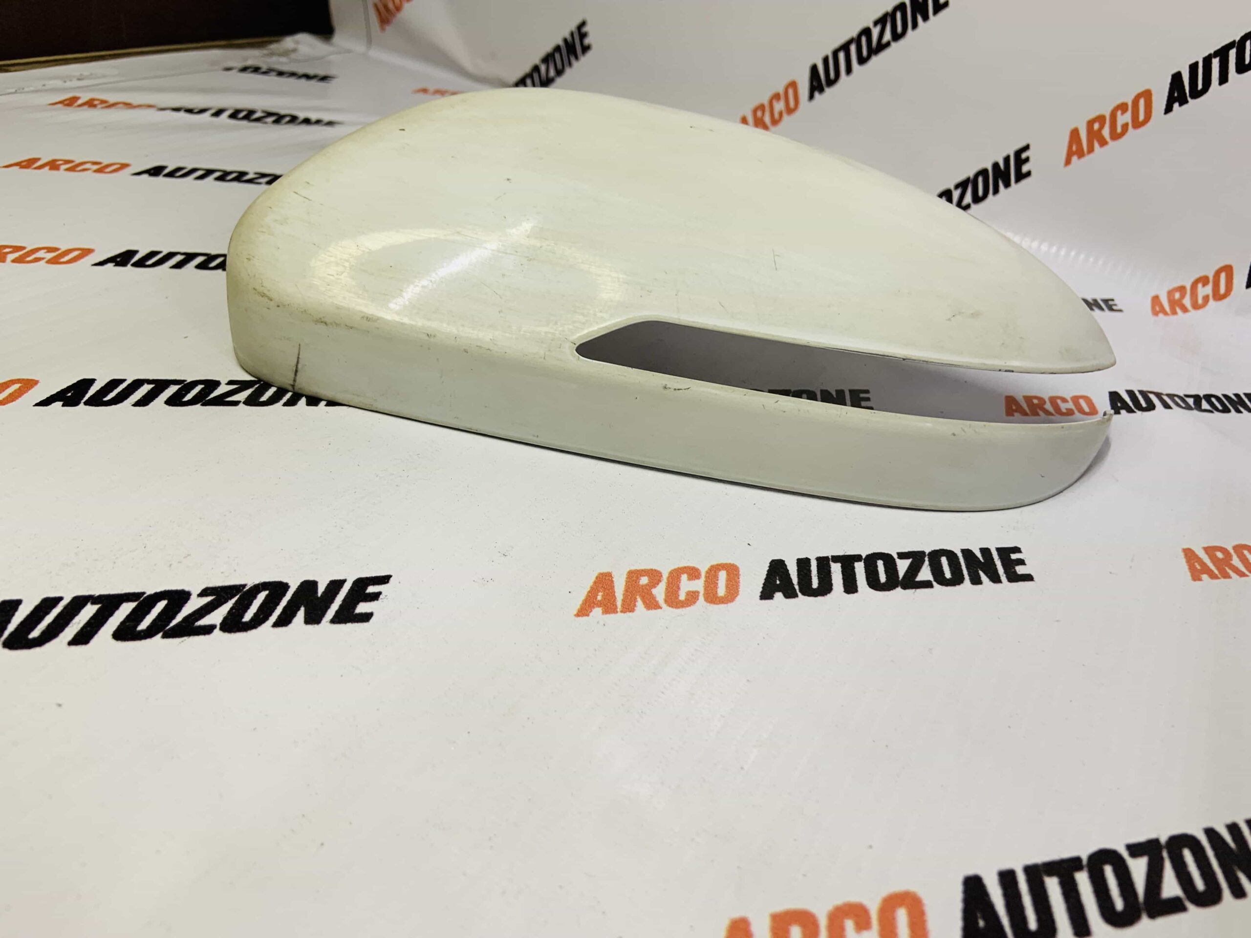 SIDE GLASS COVER ELITE LH WT IND