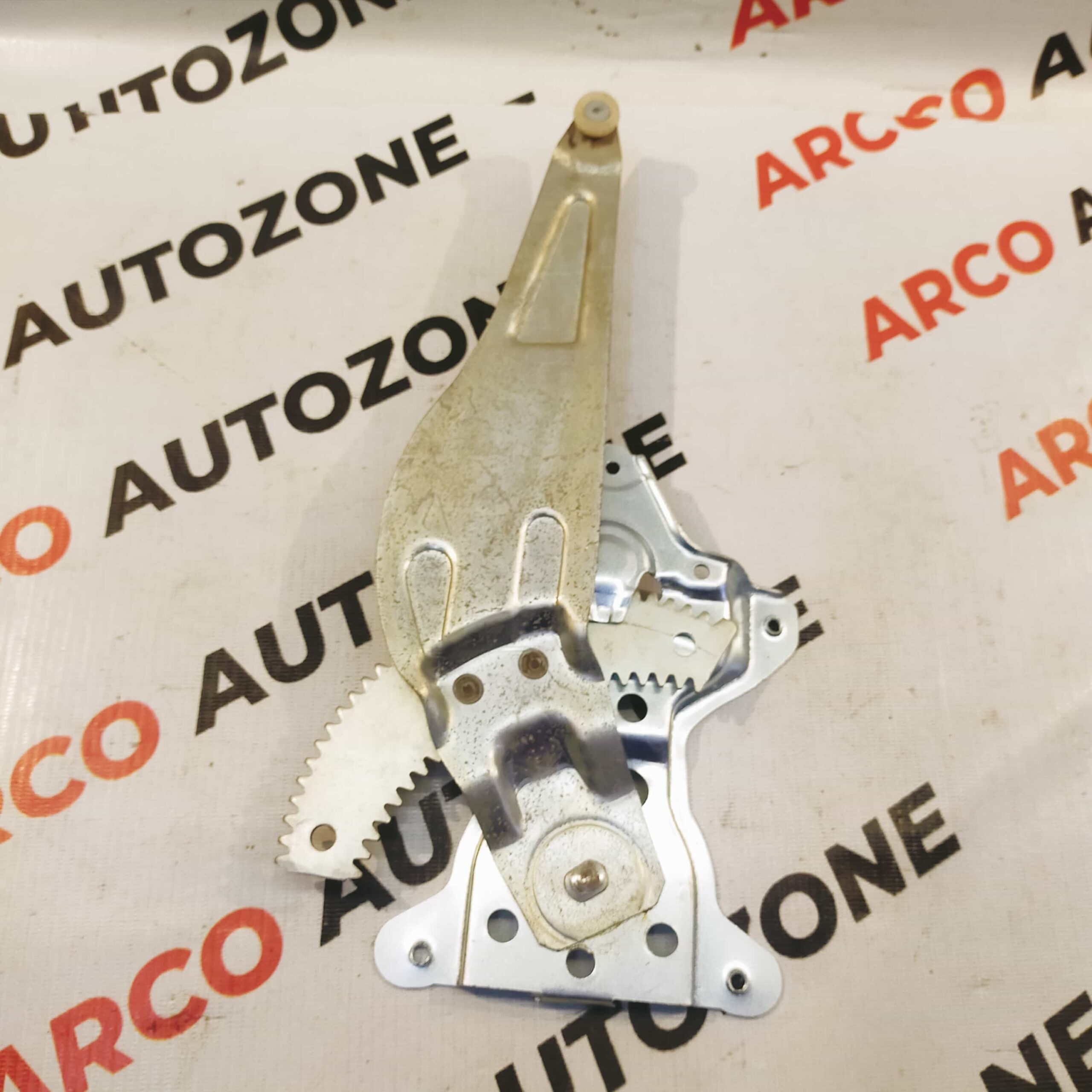 GLASS MACHINE ETIOS PWR RR RH  T120385