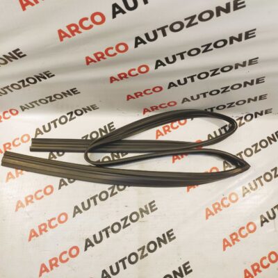 RUN CAHNNEL RBR EON FR LH HYU 825304N000