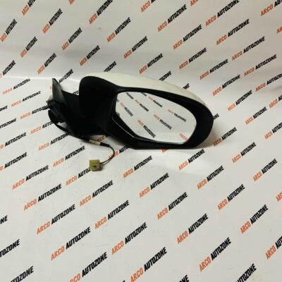 SIDE GLASS BREZZA RH 3 WIRE LOT