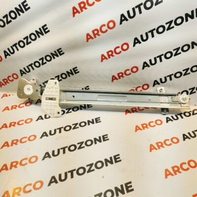 GLASS MACHINE WAGONR 12 FR LH WO MOT TRACK T1046