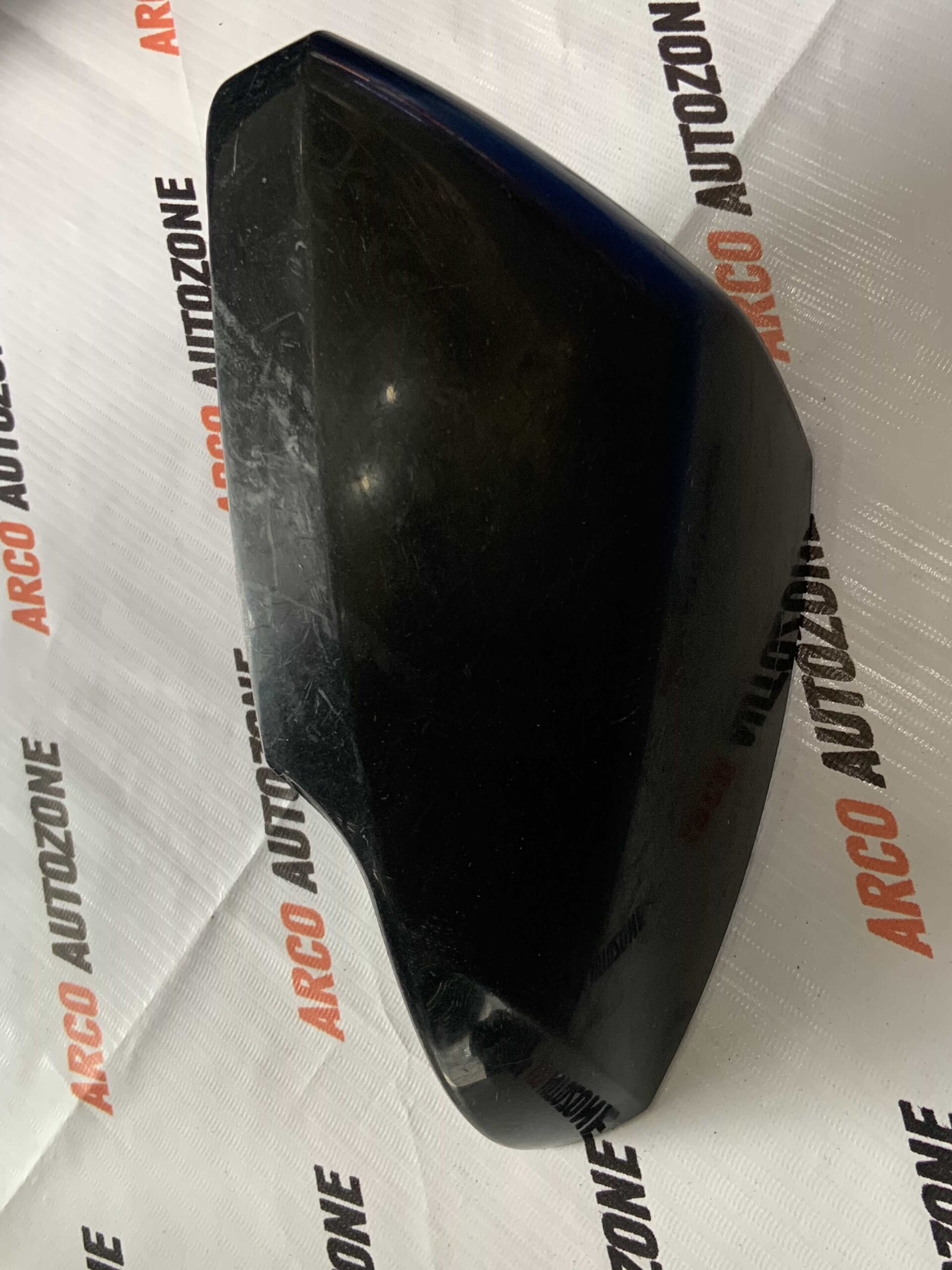 SIDE GLASS COVER XUV700 LH IND