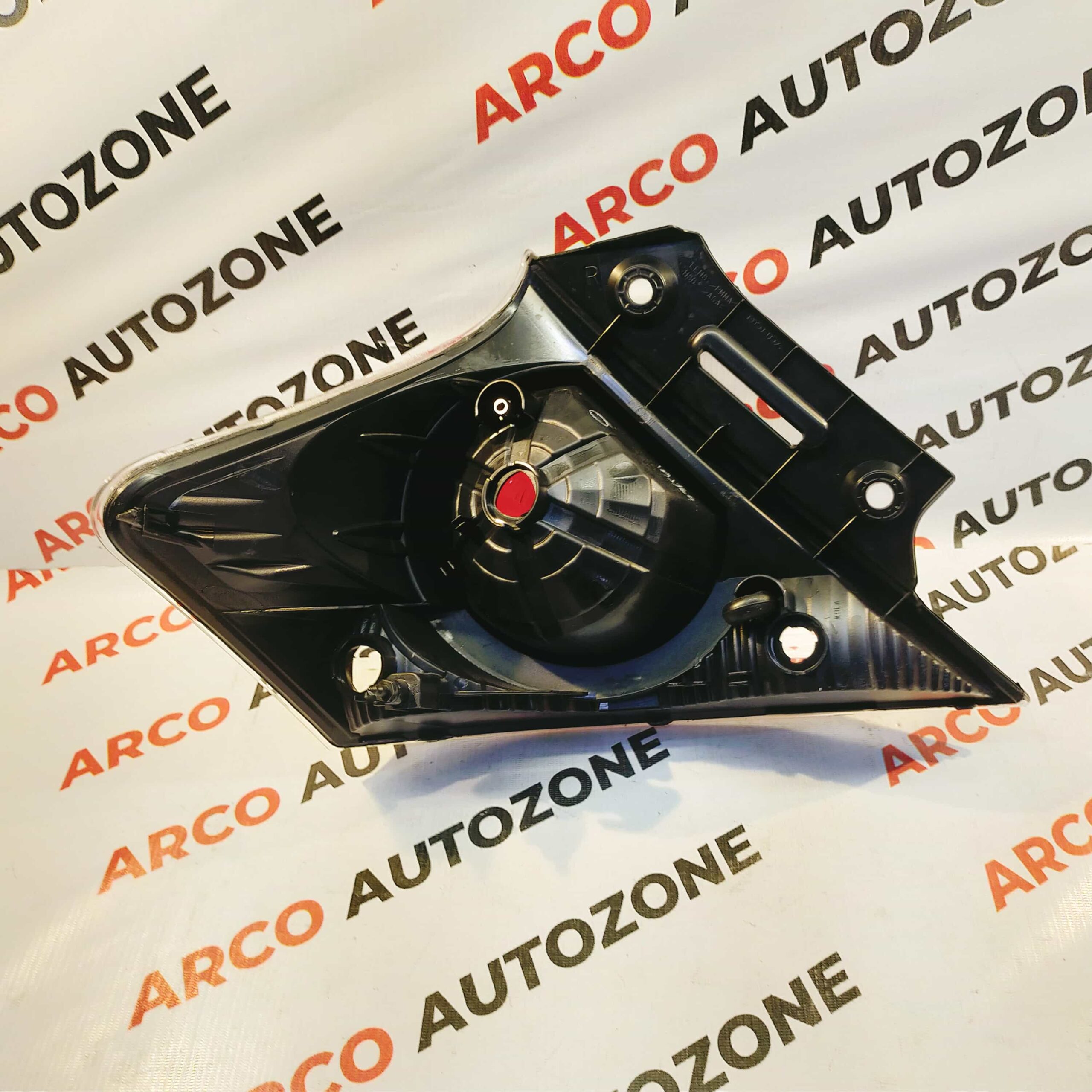 TAIL LIGHT BRIO T1 RH LUMAX 148RCUBBR