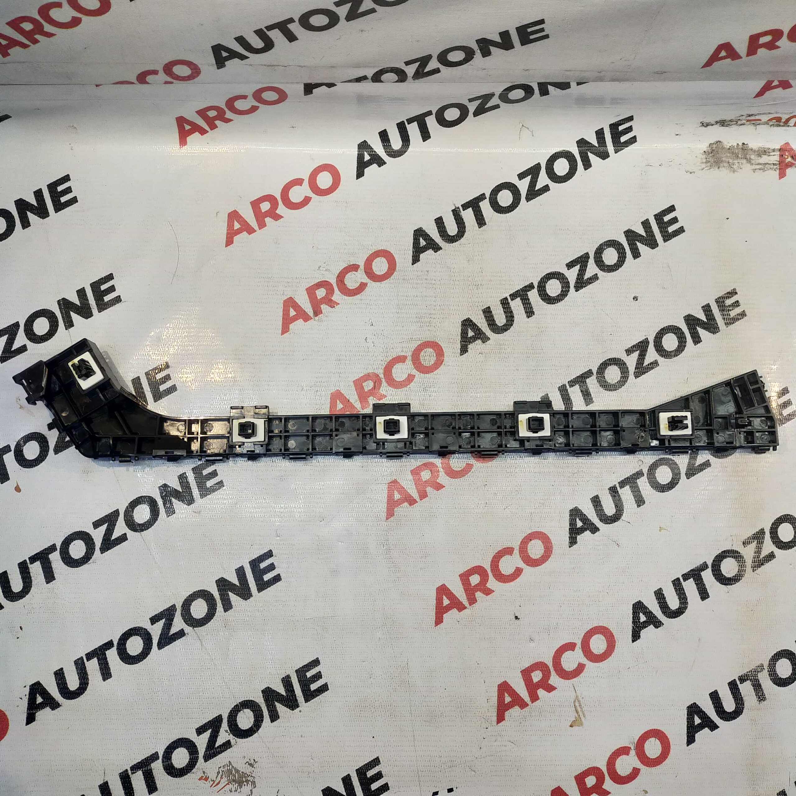 RR BUMPER BKT MOBILIO RH OE