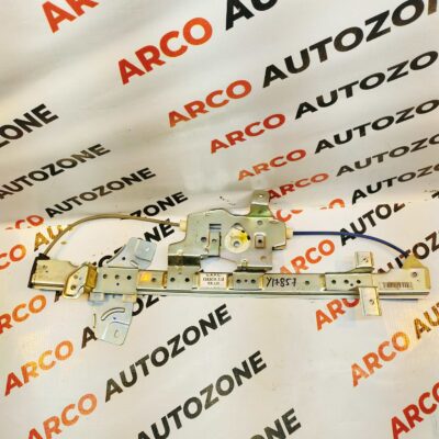 GLASS MACHINE FIESTA T3 FR LH WO MOT GAPS