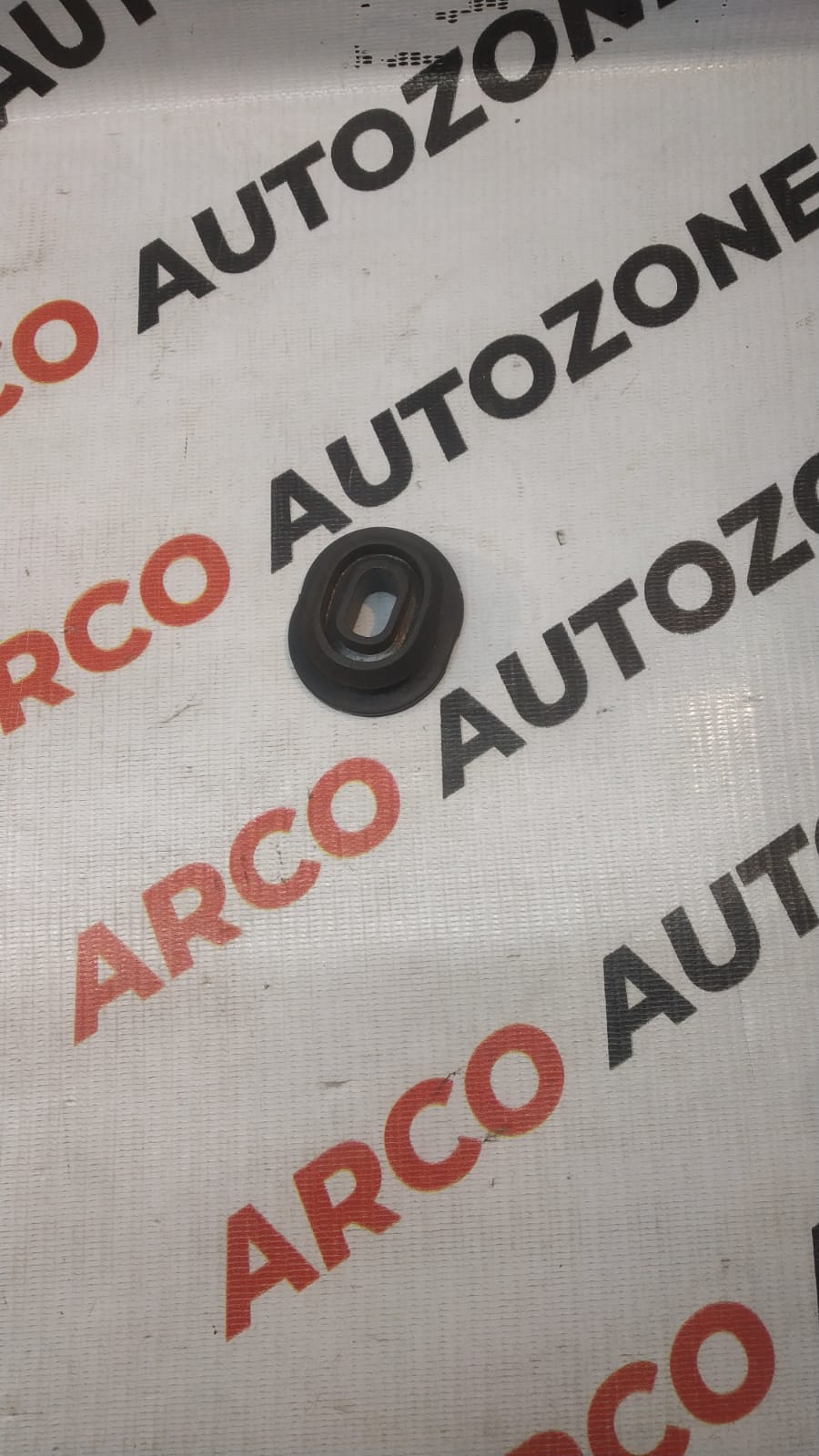 RADIATOR RUBBER POLO VENTO RAPID