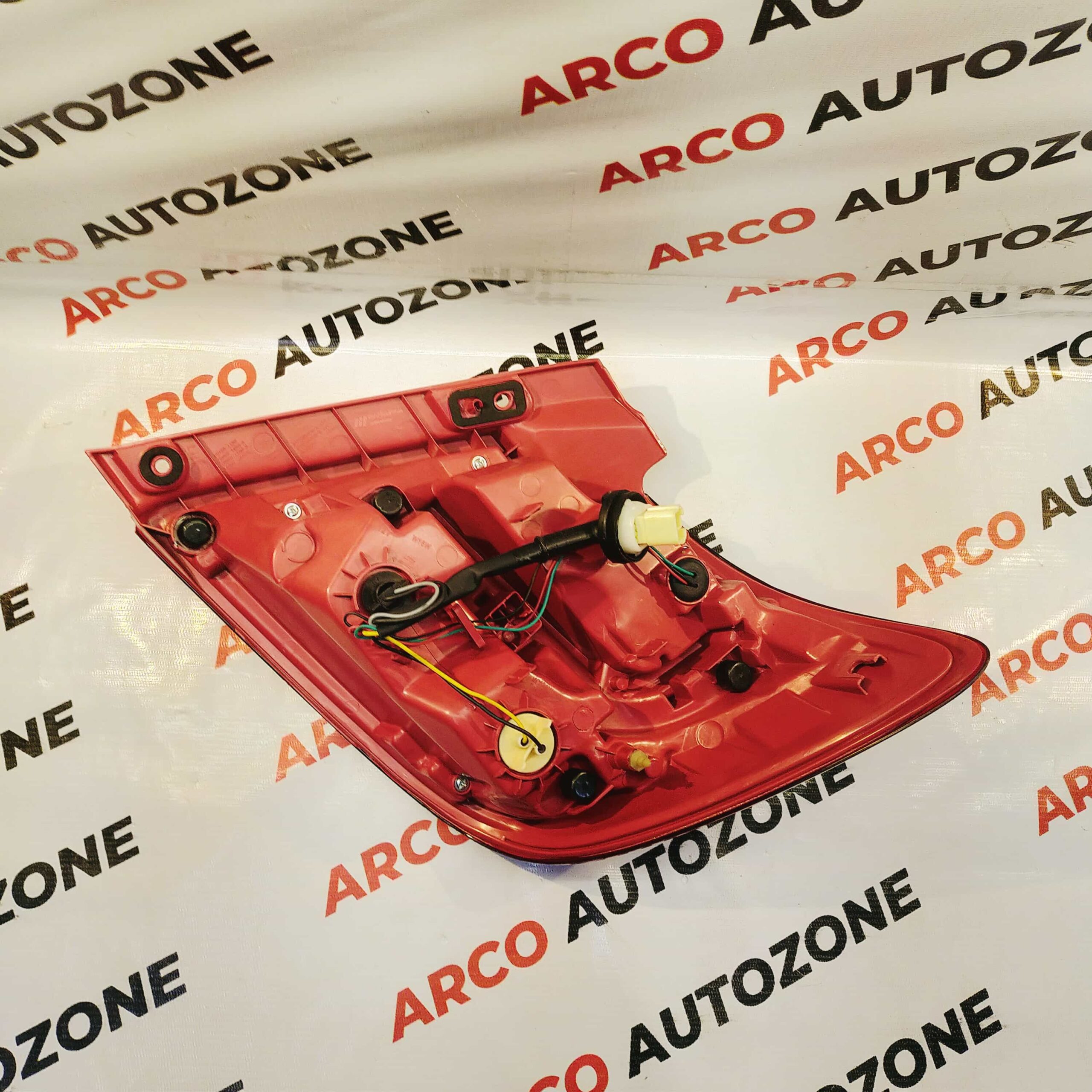 TAIL LIGHT DZIRE 22 LED LH MOTH TLMS042OL