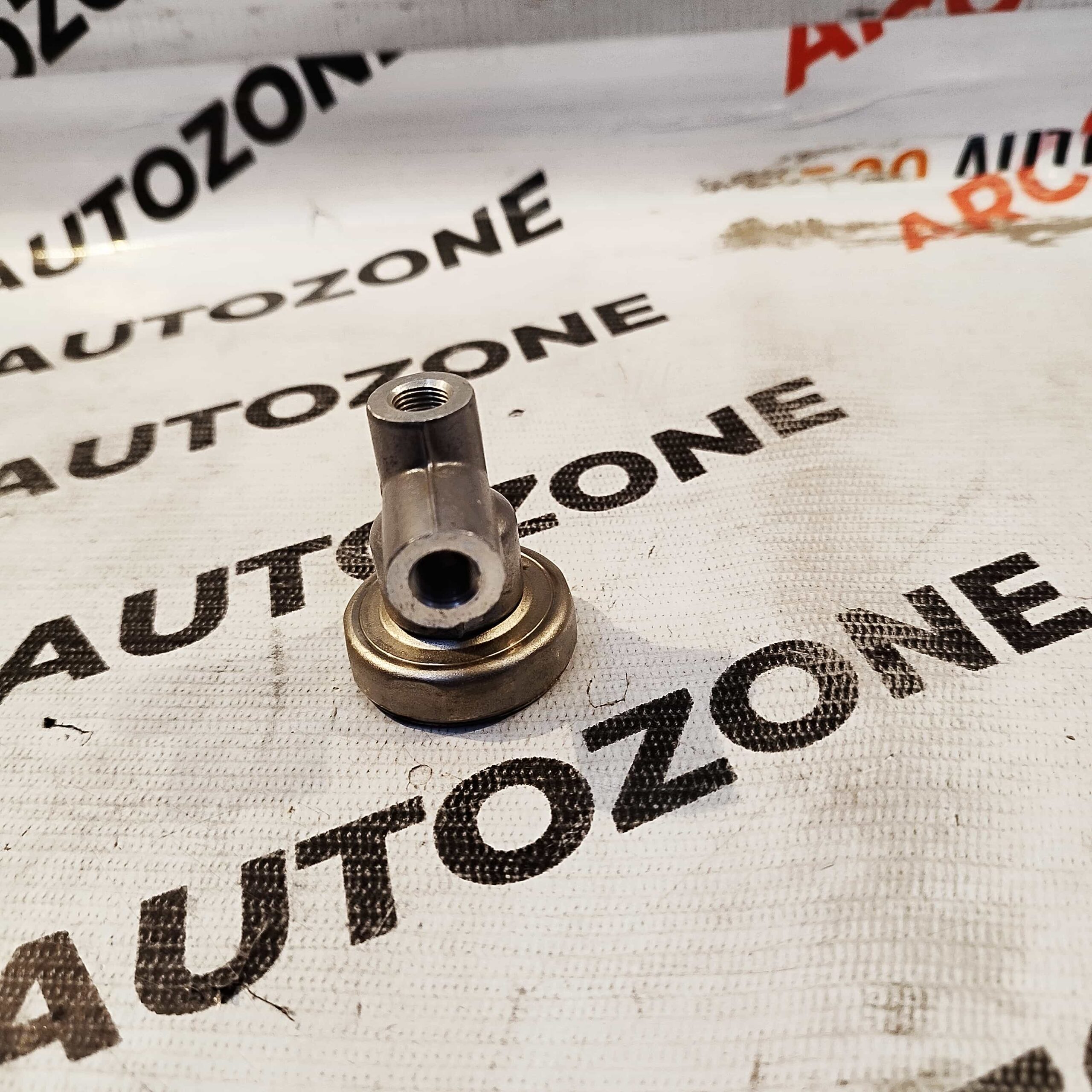 CLUTCH T JOINT. I 20 OLD MODEL
