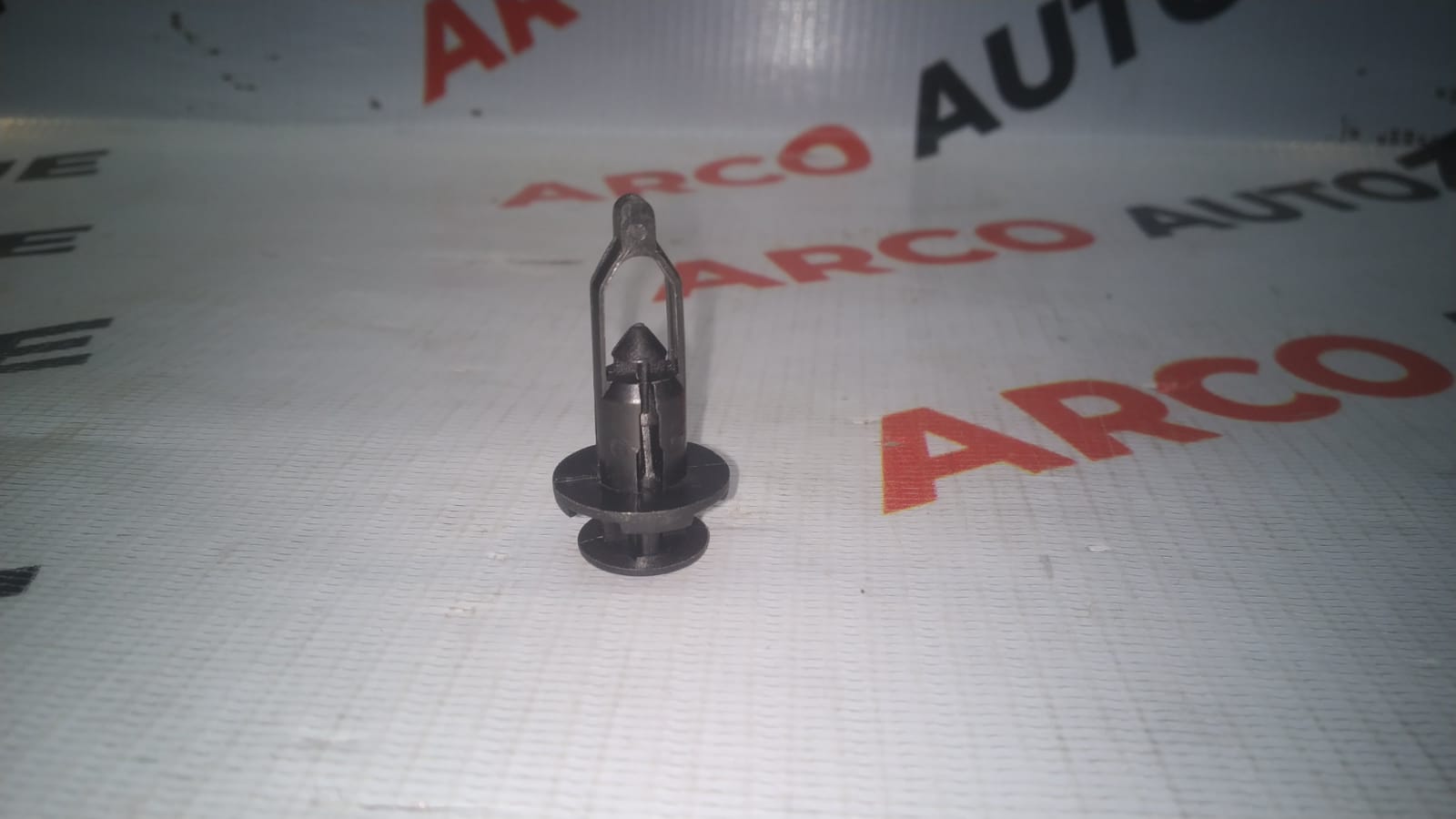 FENDRLINING LOCK INNOVA FORTUNER BIG SIZE