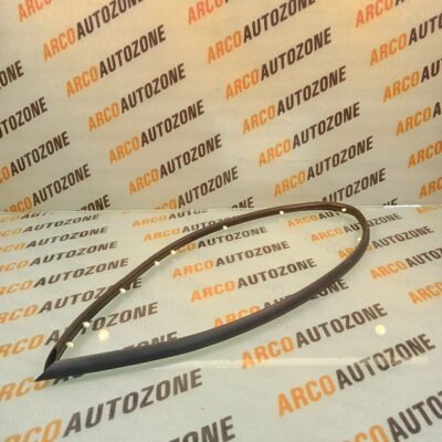 BONNET RUBBER VERNA 18 HYU 86570H6000