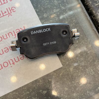 RR BRAKE PAD AUDI Q3 NM PASSAT ROULOUNDS 5Q0698451B