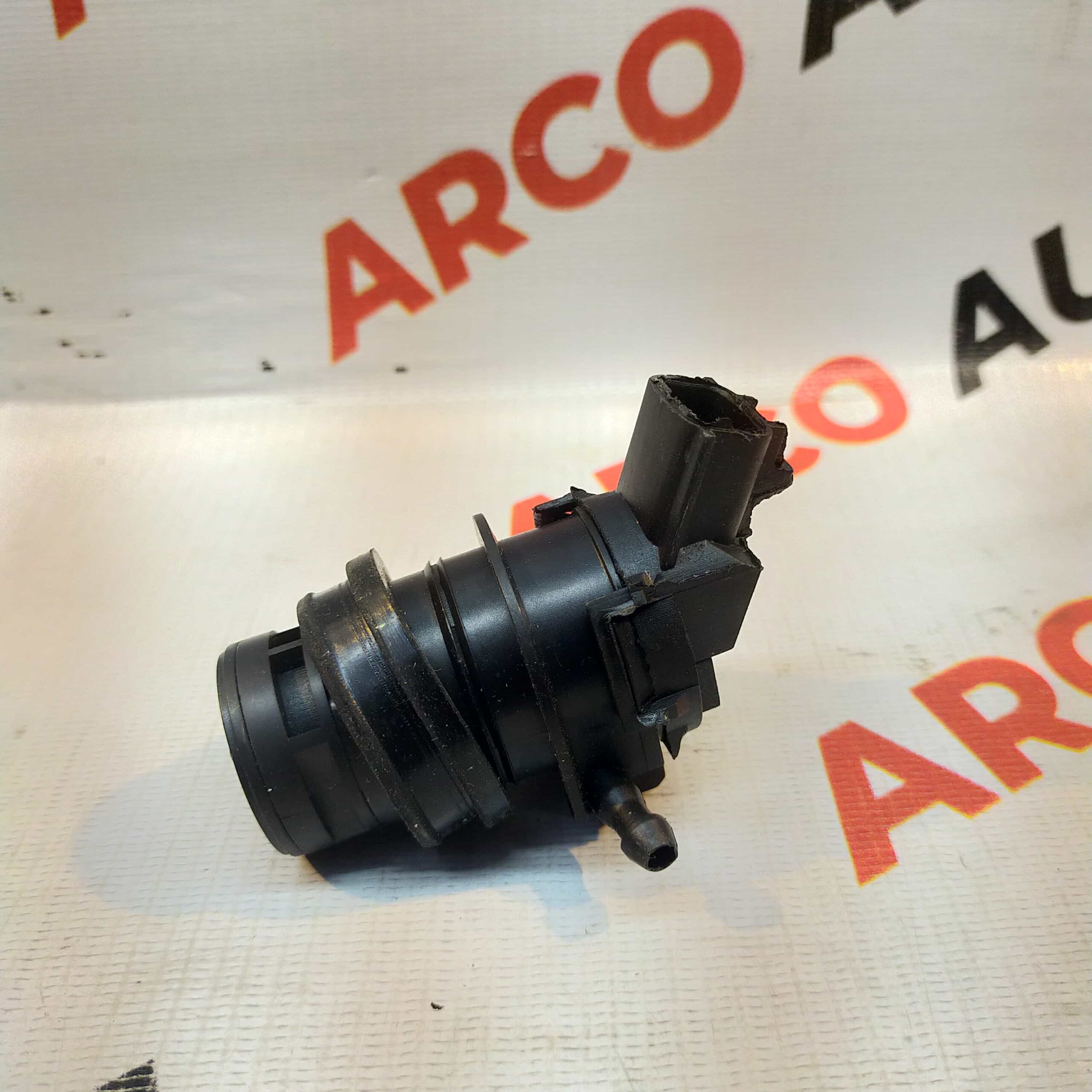 WIPER SPRAY MOTOR INNOVA ABRAIN