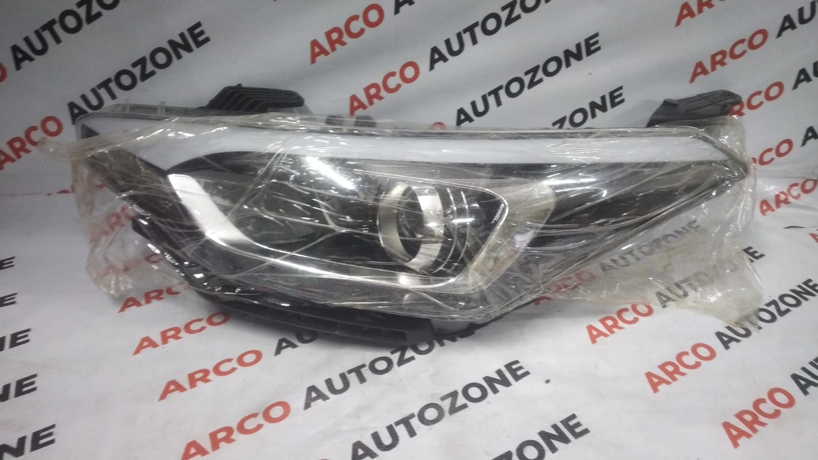 HEAD LIGHT ELITE LH PROJECTOR HYU 92101C7120