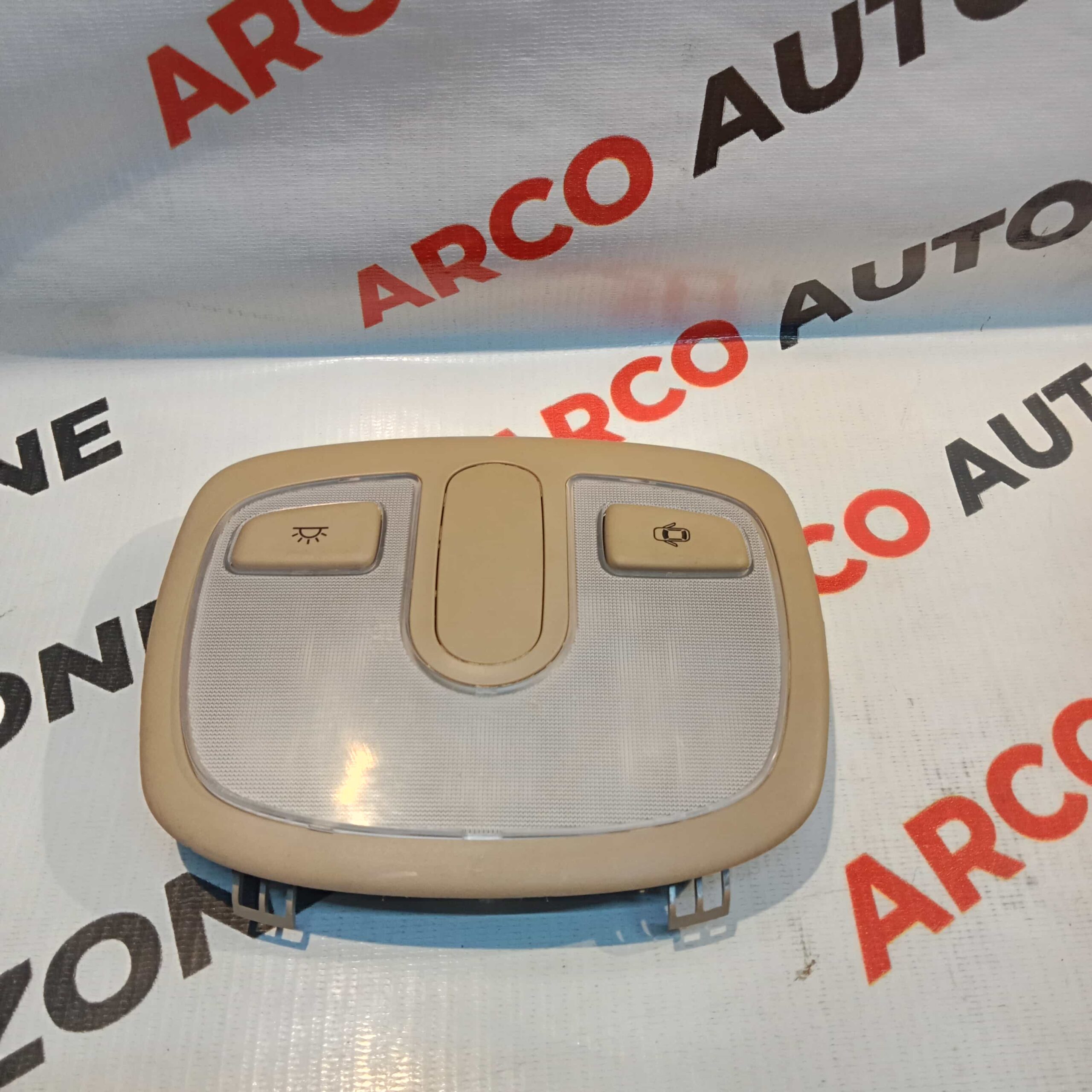 ROOF LIGHT I10 DOUBLE FR BEIGE 928000X000