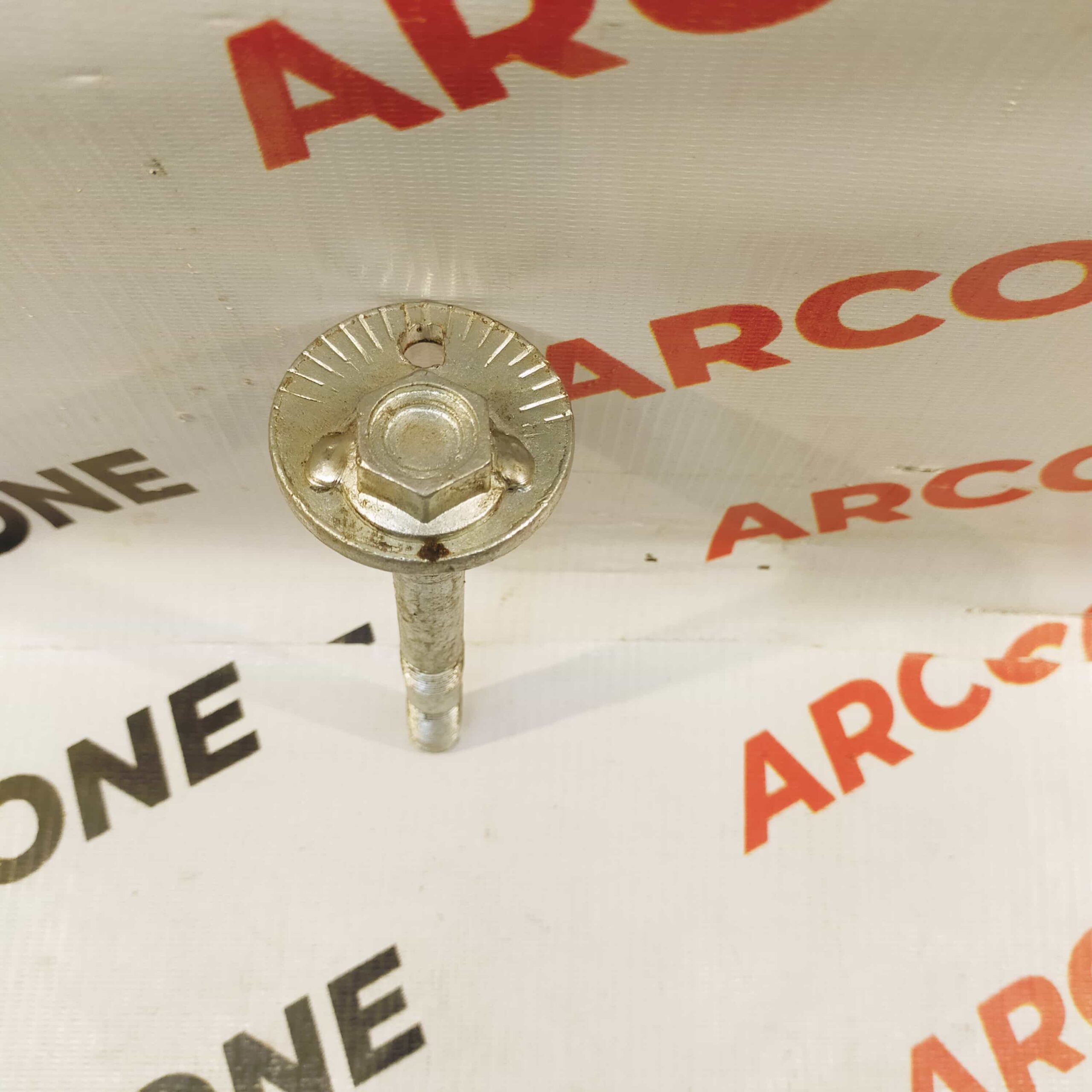 CAMBER BOLT FORTUNER BIG