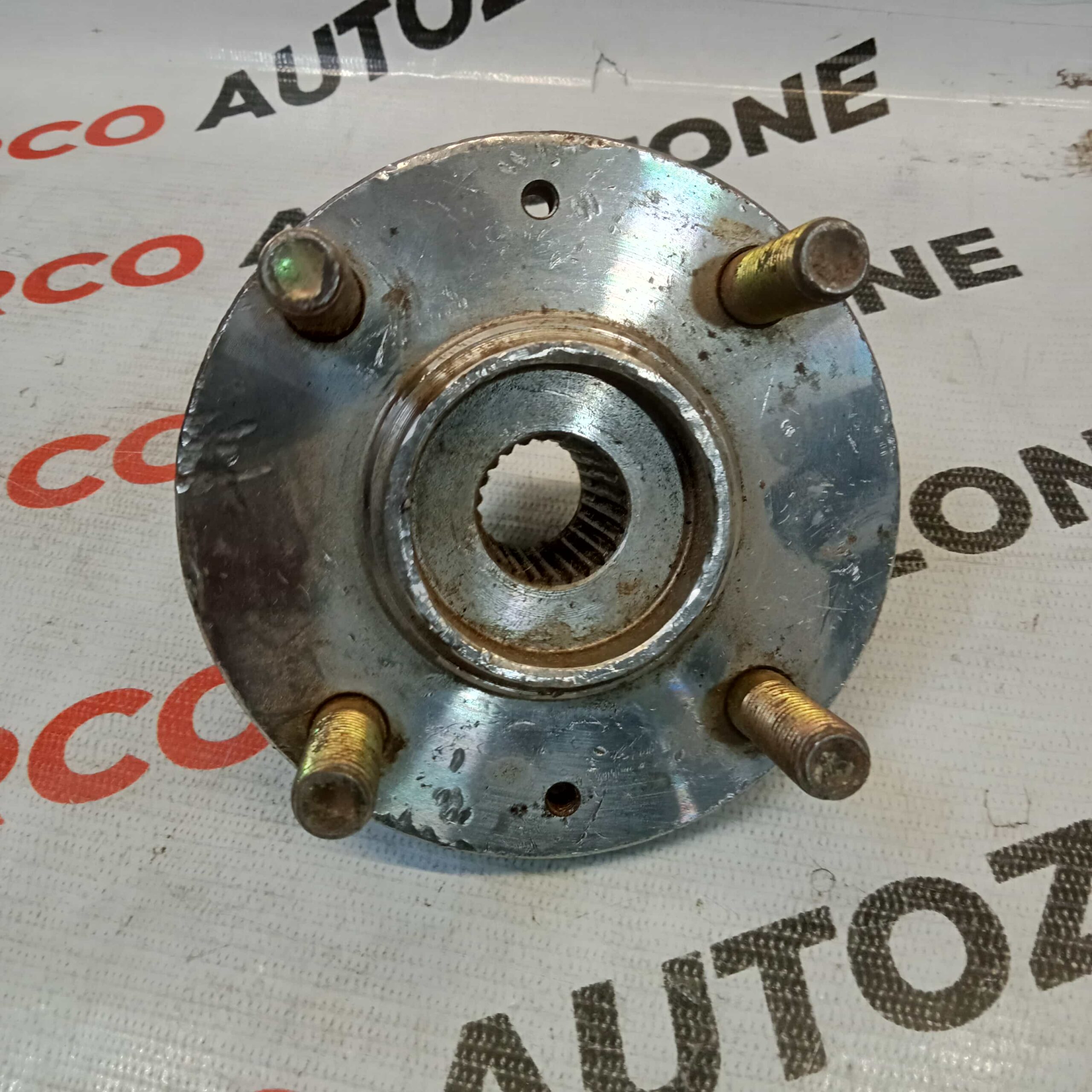 FR WHEEL HUB SANTRO ACCENT