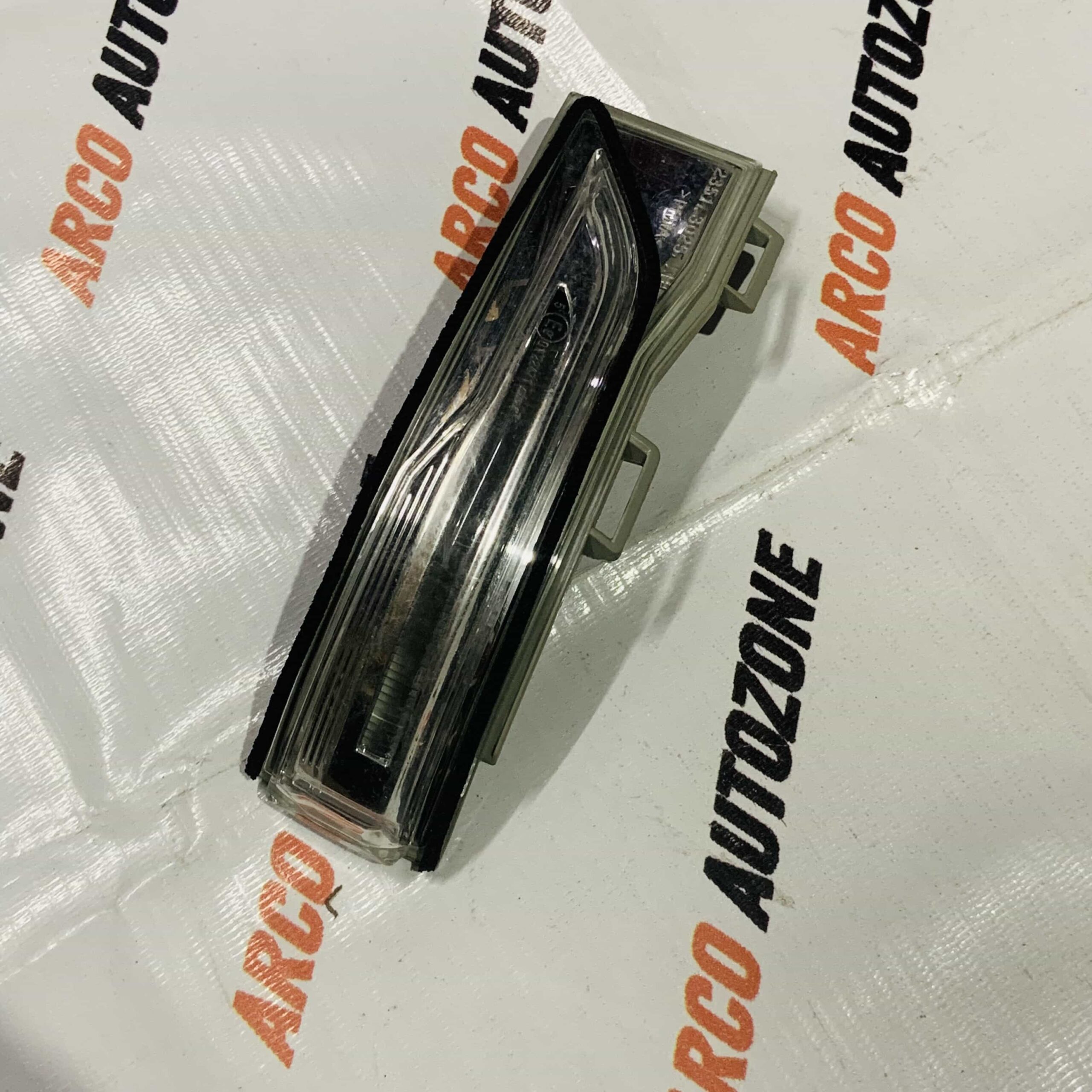 SG INDICATOR XUV300 XUV700 LH