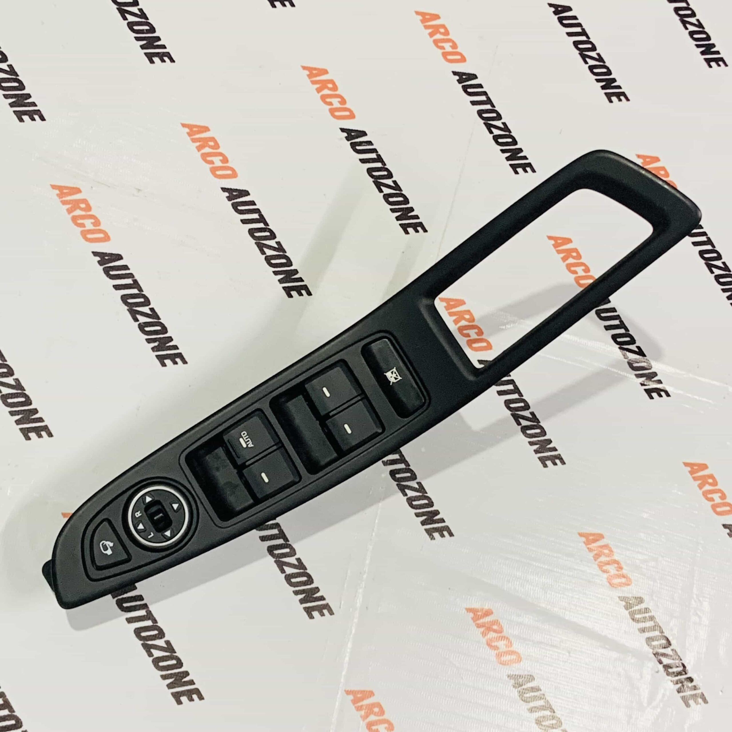 PW SWITCH MAIN ELITE HYU 93570C71204X