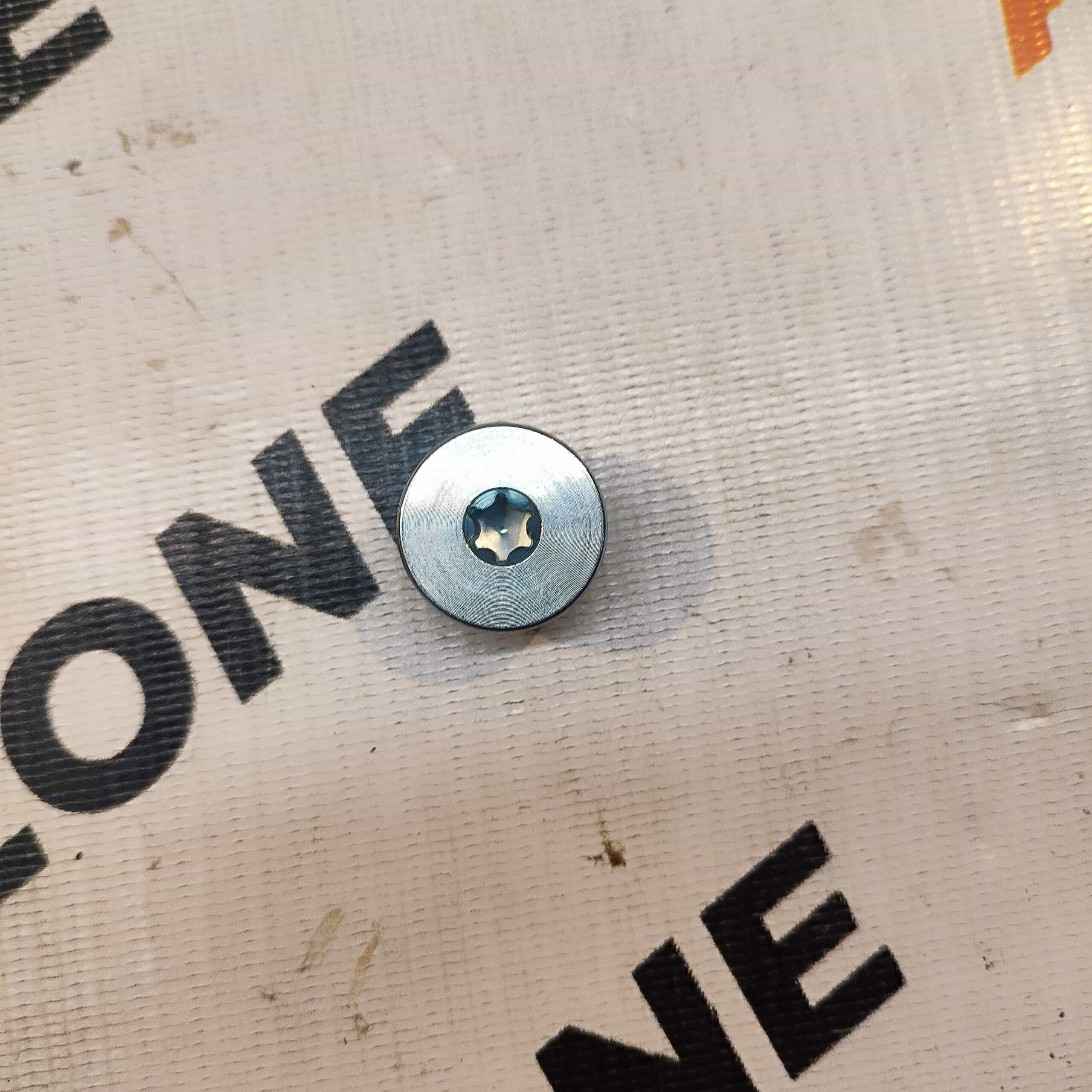 CHAMBER NUT SWIFT DSL MGP 16590M86J30