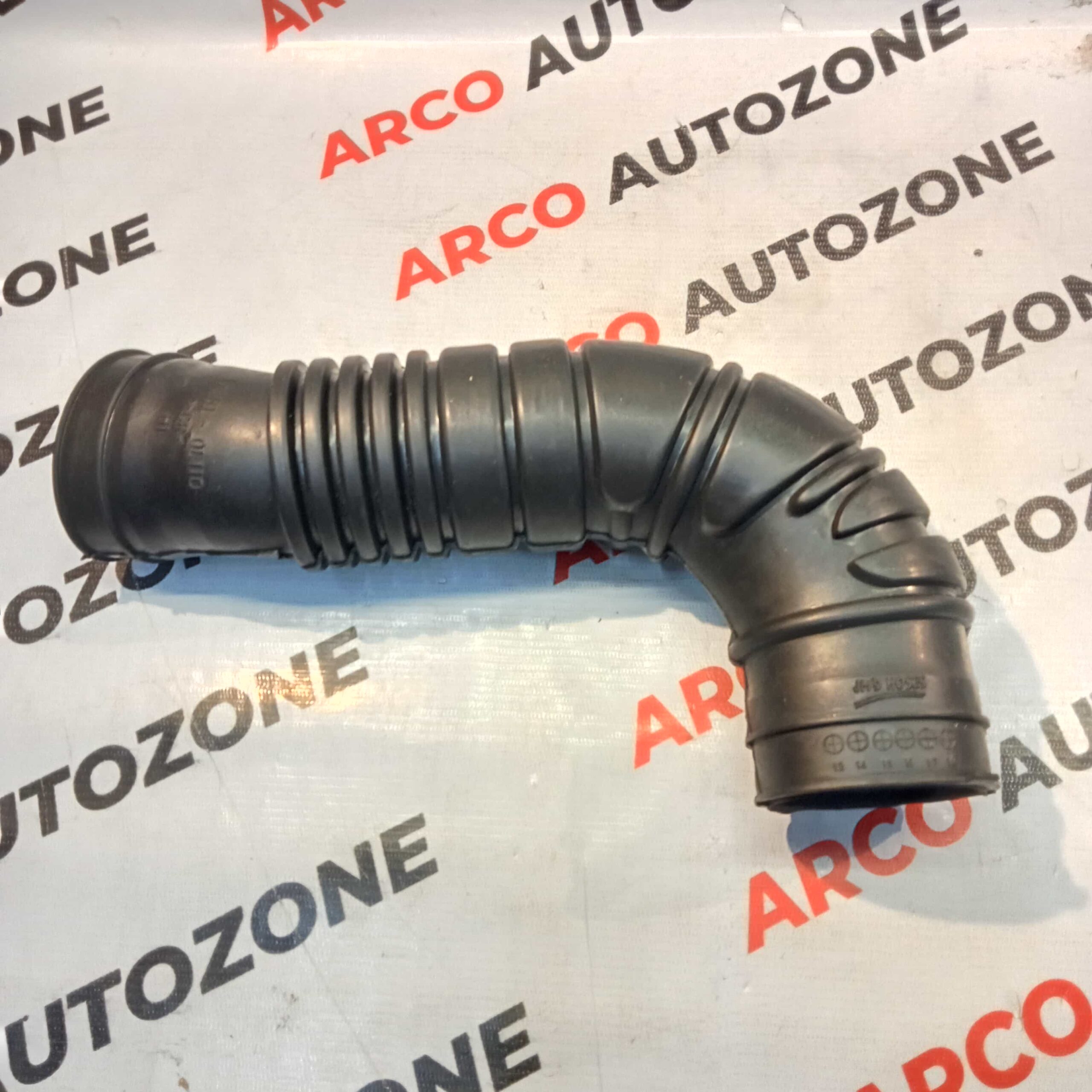 AIR CLEANER HOSE FORTUNER JMD JMD661C