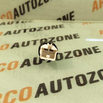 BRAKE LIGHT SWITCH CITY T5 WHITE 2 PIN