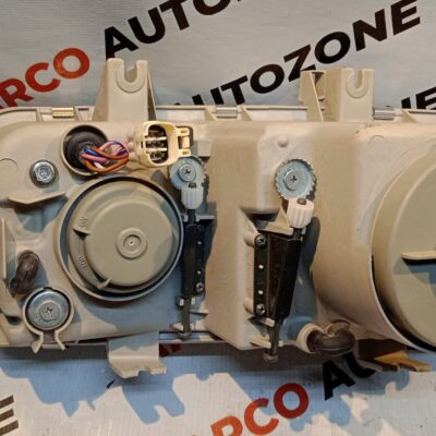 HEAD LIGHT SAFARI OLD LH LUM012HLAL