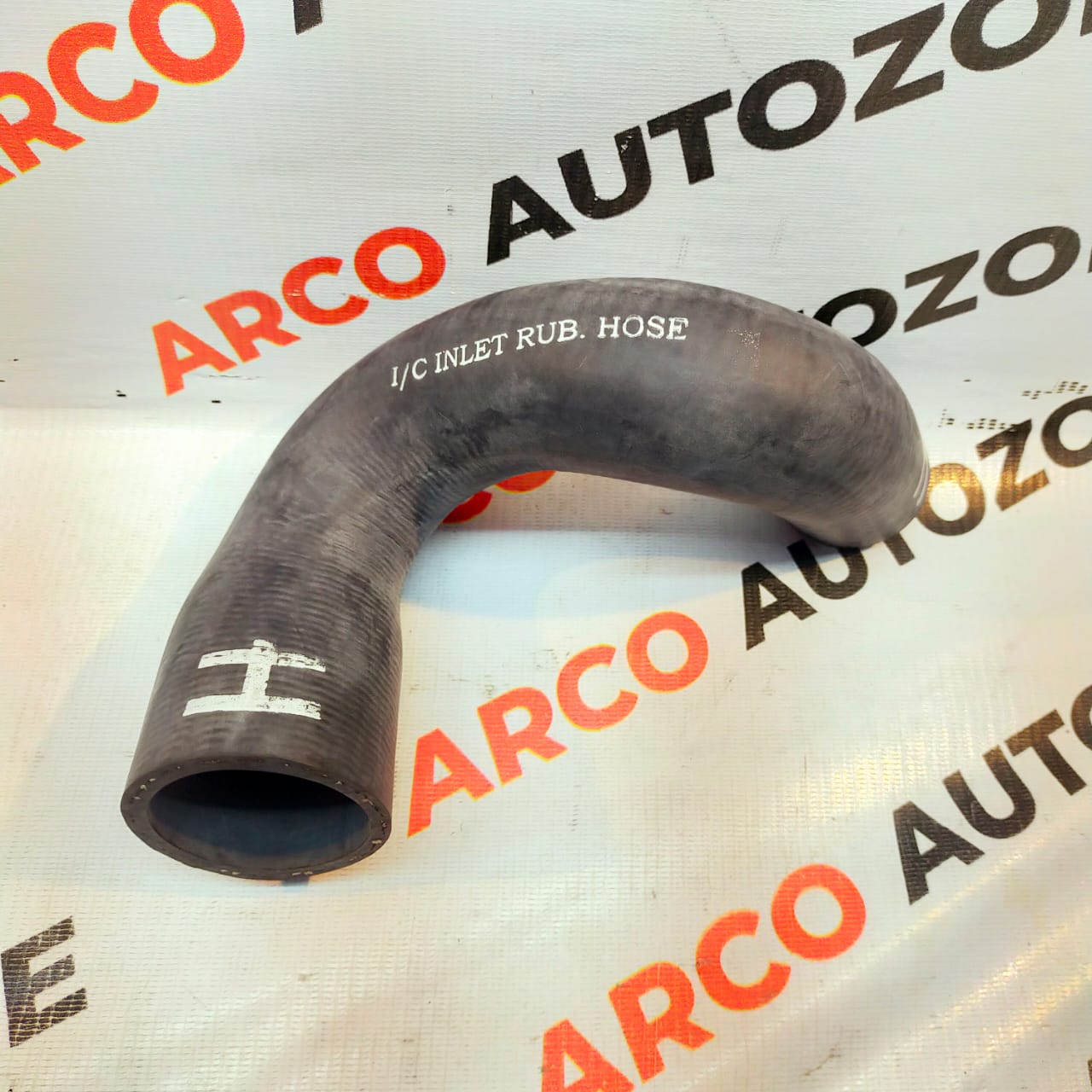 INTER COOLER INLET HOSE XUV300 DSL JMD368Z174