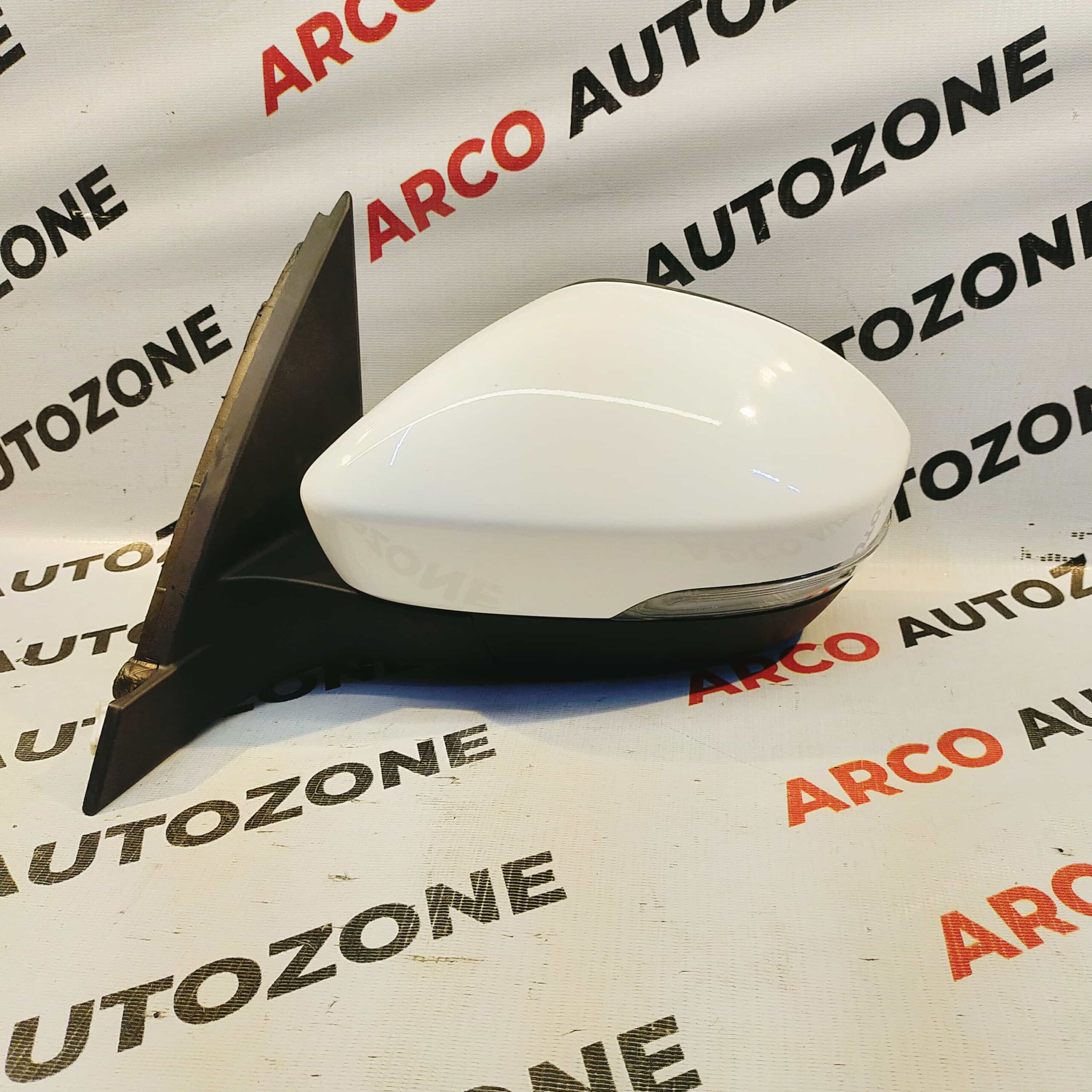 SIDE GLASS PUNCH LH 5WIRE 54458110