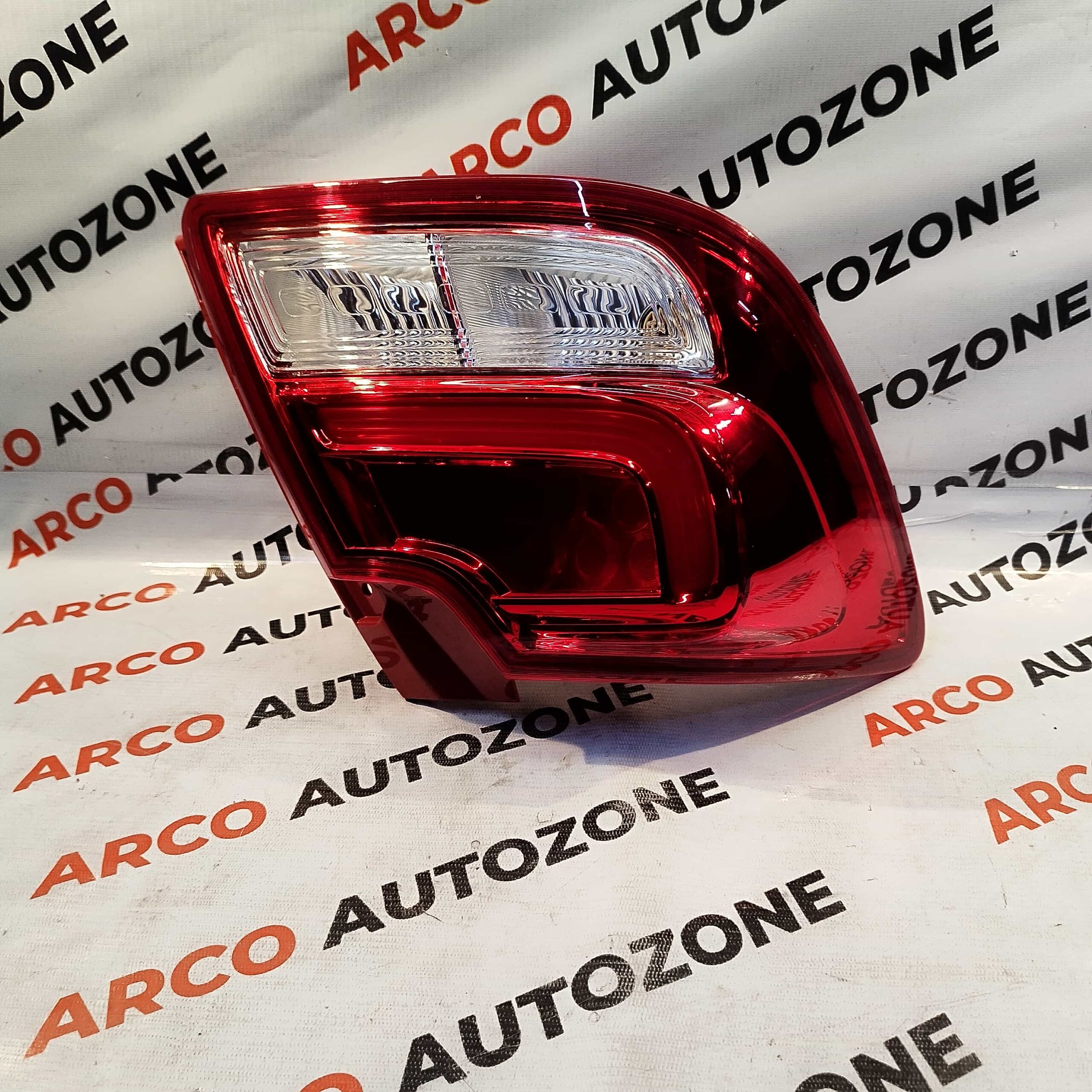 TAIL LIGHT DZIRE 22 LED LH MGP 35750M56R00