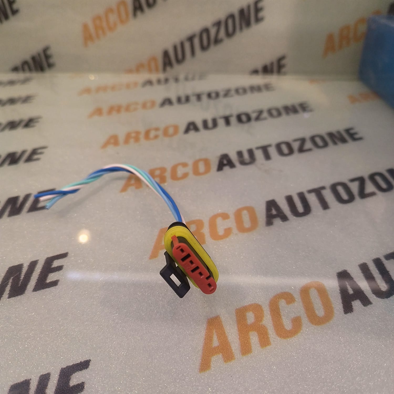 HORN COUPLER XUV500 XUV700 THAR 4 PIN